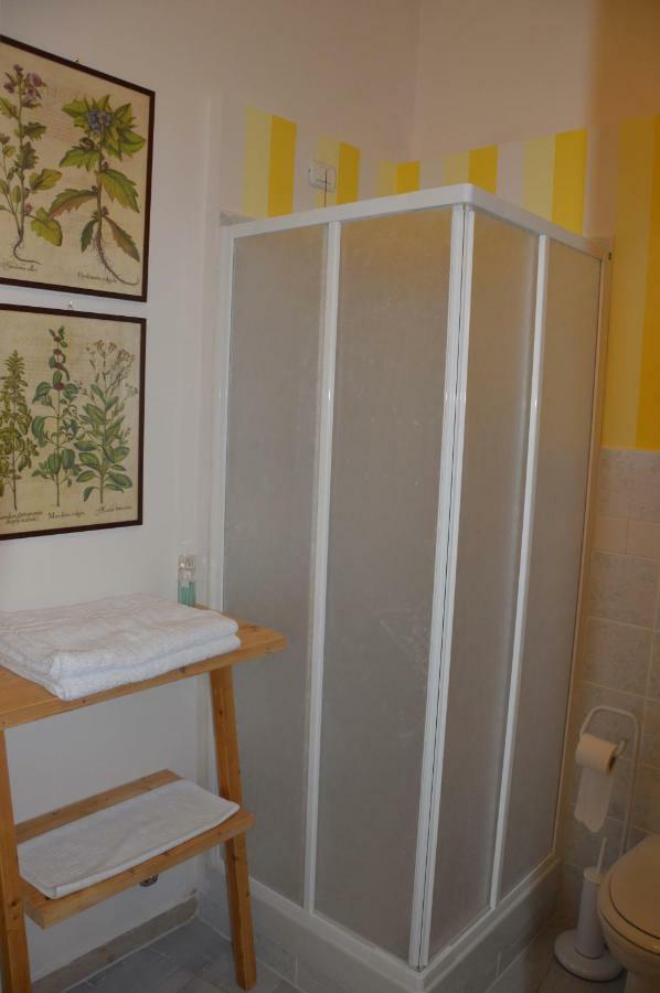Casa Ciri Bed & Breakfast Foligno Eksteriør billede